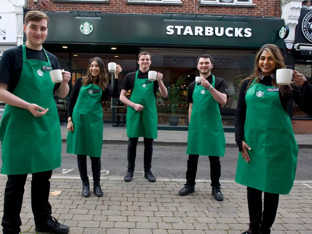 Lavori aperti da Starbucks! Vantaggi e opportunità di crescita professionale!