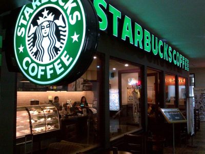 Lavori aperti da Starbucks! Vantaggi e opportunità di crescita professionale!